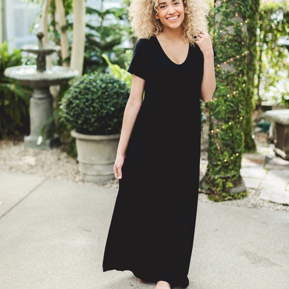 Black Maxi Dress - Picture 1 of 2